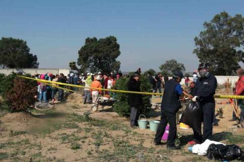 "La policía nos agredió, descuartizaron a mi nieto". Abuelo imagen 6