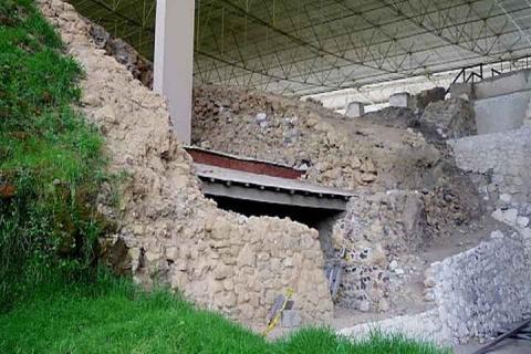 Después de 40 años, Cacaxtla sigue desapareciendo: Martin Rojas Hernández imagen 4
