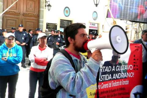 Se manifiestan trabajadores de Sandak en Calpulalpan imagen 3