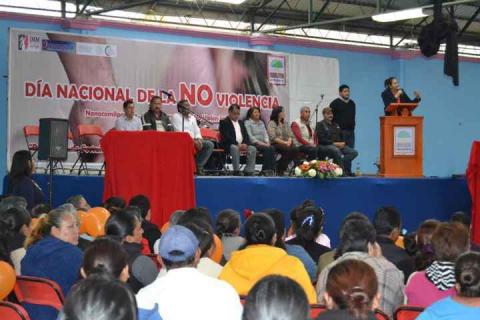 Conmemoran el Día a la No Violencia contra la Mujer imagen 5