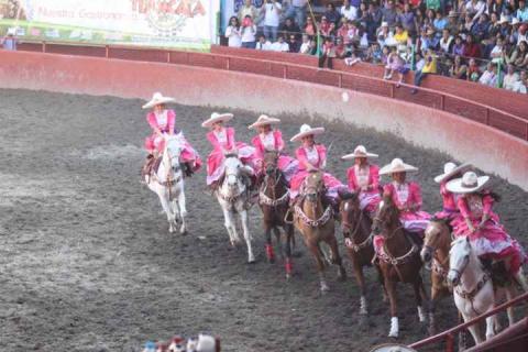 Buscando preservar nuestras raíces, la escaramuza Ribereña invita este sábado 24 de octubre, a las 11 horas, el lienzo charro de Tlaxcala, a su 1ª gran feria de escaramuzas ´cuna de la nación´