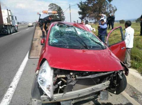 Sufre accidente escolta de la avanzada de Lorena imagen 3