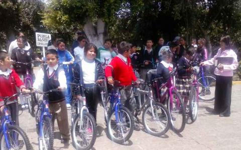 Beneficia SEDIF a familias de Tepeyanco imagen 2