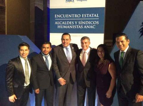 Asiste Katy Valenzuela al encuentro de alcaldes en Puebla imagen 8