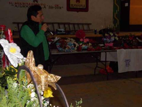 Alcalde clausura curso de floristería imagen 3
