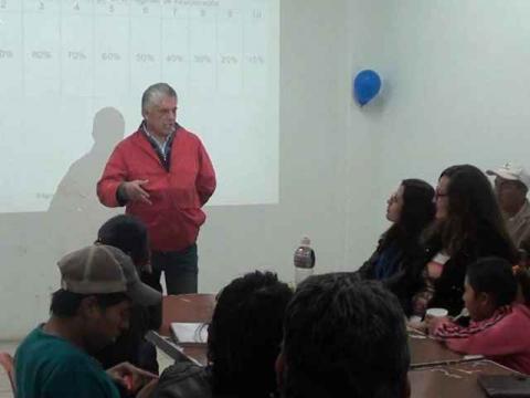 Lilia Olvera acerca proyectos para emprendedores en Nanacamilpa imagen 1