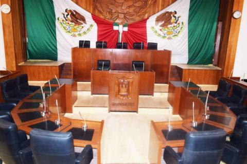 Retrasan inicio de sesión para aprobar en la noche cuenta pública de MGZ