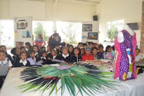 Los Cedros fortalecen la historia y cultura a alumnos de Xaloztoc imagen 3