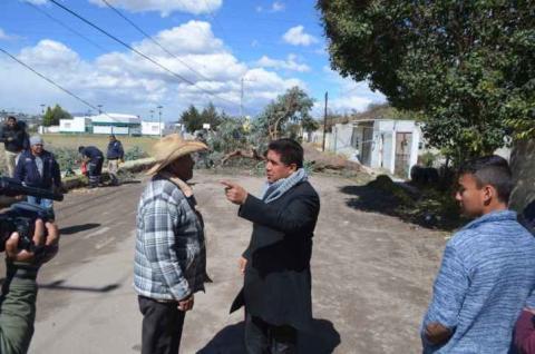 Reportan saldo blanco en Calpulalpan por fuertes vientos imagen 16