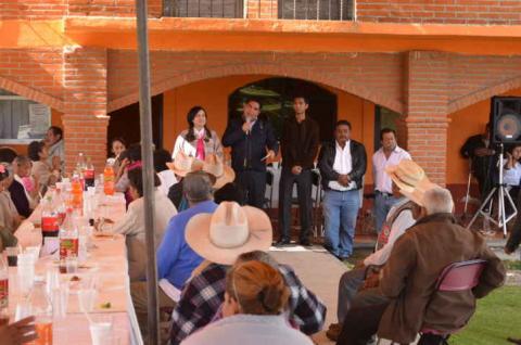 Convive edil con Adultos Mayores de Calpulalpan imagen 8