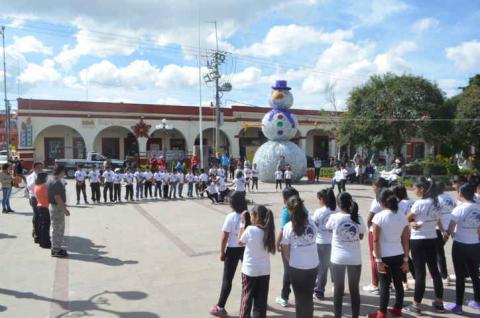Reconocen a Grupo Deportivo “Guerreros Calpulalpan” imagen 1
