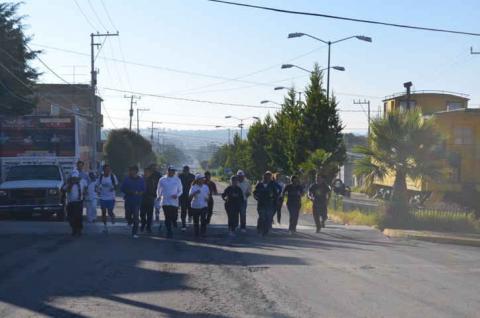 Encabeza Adriana Dávila carrera pro migrantes “Sin distinciones” en Apizaco imagen 5