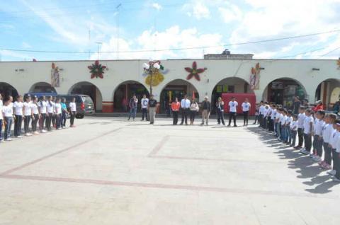 Reconocen a Grupo Deportivo “Guerreros Calpulalpan” imagen 4