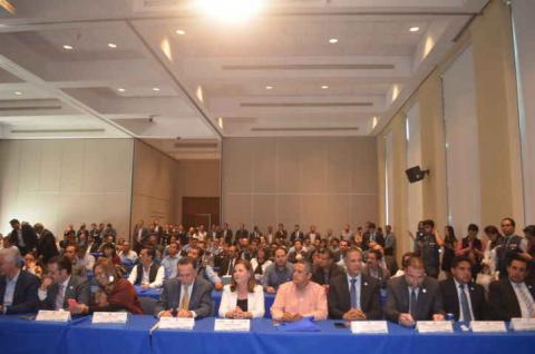 Acude VHR a “Encuentro de Autoridades Electas de la ANAC” imagen 3