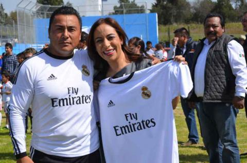 Gestión de Adriana Dávila en beneficio de miles deportistas en Tlacuilohcan imagen 1
