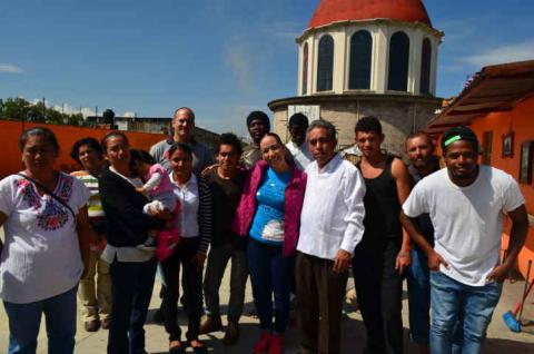 Visita Senadora Adriana Dávila albergue de migrantes la “Sagrada Familia” de Apizaco imagen 1