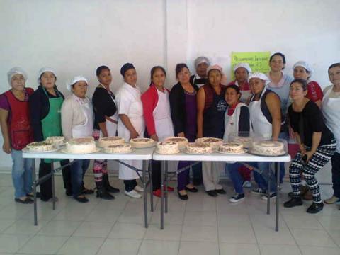 Realiza DIF de Ixtulco, curso de “Repostería, pastelería y dulces finos”