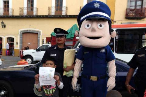 Marichi de la Policía Federal participó durante domingo familiar en Huamantla imagen 1