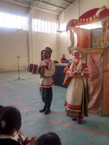 Cientos personas de Tetlatlahuca disfrutaron el inicio del festival de títeres imagen 1