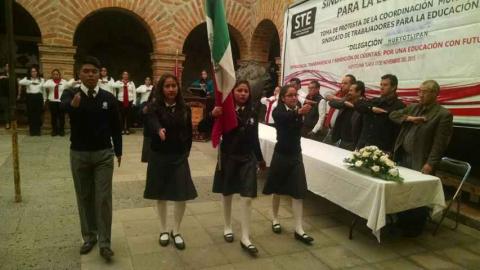 Hueyotlipan y Huamantla formalizan con el STE imagen 4