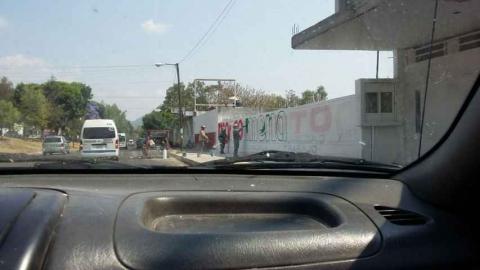 Borran bardas de Edilberto Algredo para colocar a Mena imagen 2