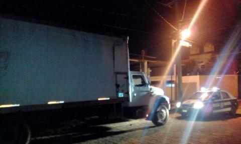 Policías de Teolocholco recuperan camión con reporte de robo imagen 1