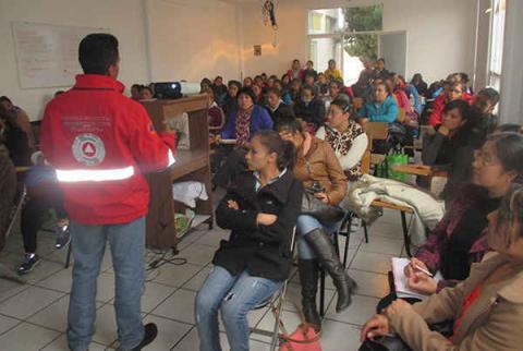 Capacita Protección Civil de Huamantla a Instancias Infantiles imagen 2