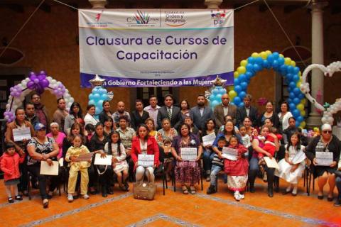 Clausuran en Calpulalpan Curso Taller de Globoflexia imagen 1
