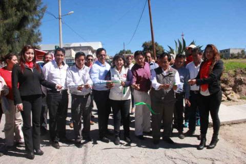 Con empleo temporal inauguran obras de impacto social en Xaloztoc imagen 2