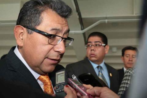 Donará Serafin Ortiz todo su aguinaldo para autobus de la UAT imagen 3