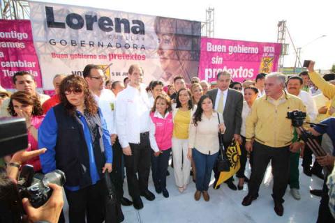 15 mil voces gritaron ¡Gobernadora! a Lorena Cuéllar en Apizaco imagen 3