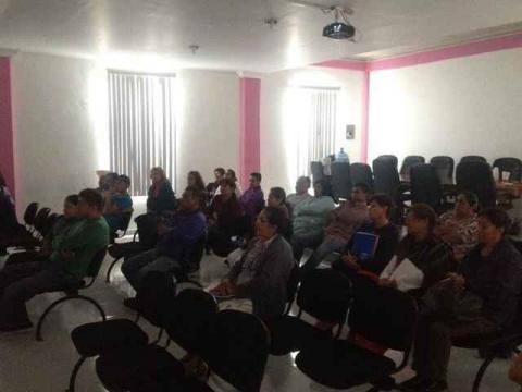Capacitan a comerciantes para Festival de la Luciérnaga imagen 1