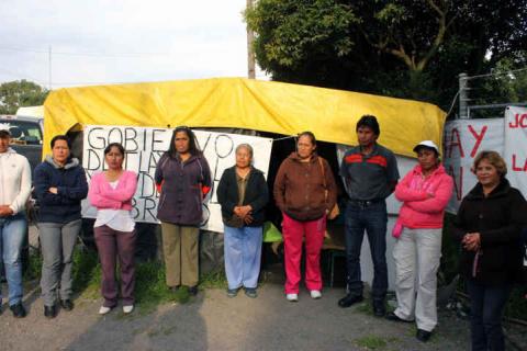 Se solidariza Autoridad Municipal con ex trabajadores de Calzado Sandak imagen 4
