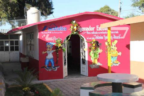 Agradecen niños a alcalde Francisco Román entrega de desayunador imagen 3