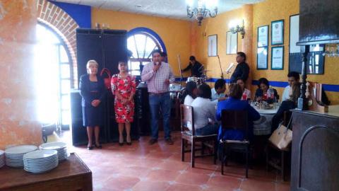 Reconoce alcalde la labor de los maestros del municipio imagen 1