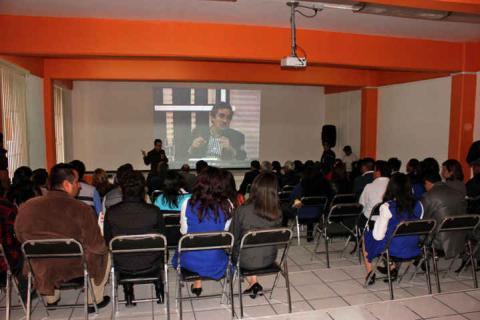 Inauguran en Calpulalpan Biblioteca Digital UNAM imagen 8