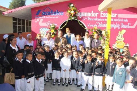 Agradecen niños a alcalde Francisco Román entrega de desayunador imagen 2