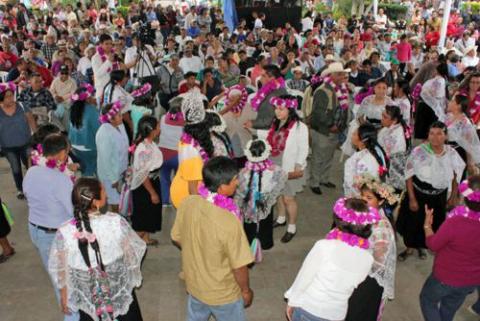Folclor de Oaxaca, Puebla, Hidalgo y Tlaxcala Presentes en “Feria Calpulalpan 2015” imagen 12
