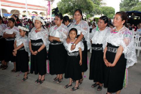 Folclor de Oaxaca, Puebla, Hidalgo y Tlaxcala Presentes en “Feria Calpulalpan 2015” imagen 7