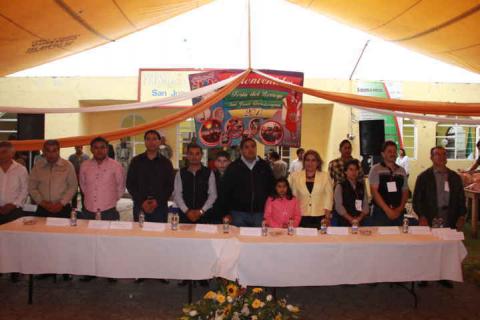 Alcalde de Tzompantepec inaugura la 1ra feria del borrego imagen 1