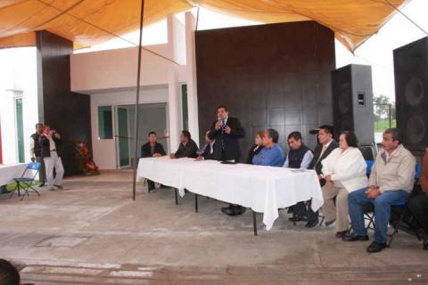 Inauguran edificio de presidencia de comunidad de Xaltianquisco imagen 3