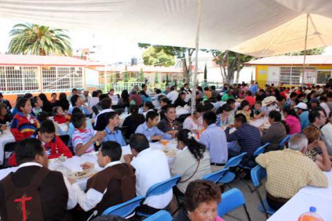 Inaugura Festividad en Colonia “Francisco Sarabia” imagen 4