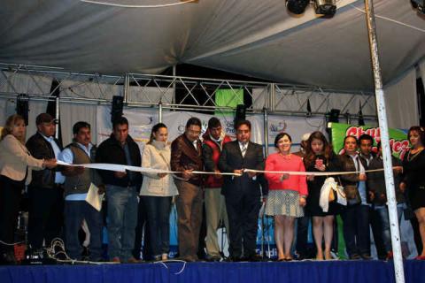 Inaugura Festividad en Colonia “Francisco Sarabia” imagen 1