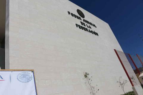 Detienen a banda que pagaba con billetes falsos en Tlaxcala