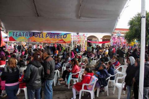 Calpulalpan impulsa talentos locales en Feria Patronal 2016 imagen 4