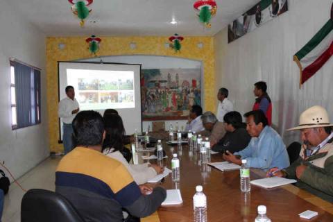 En Xicohtzinco se realizó la reunión del Consejo para el Desarrollo Rural y Sustentable imagen 2