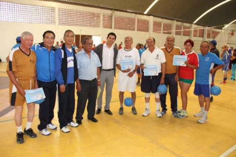 Torneo de exhibición de Cachibol en Zacatelco imagen 2