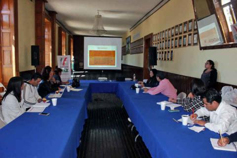 Capacitan a Servidores Públicos en “Sistematización de Información” imagen 2