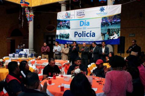 Calpulalpan reconoce a sus policías municipales en su día imagen 13