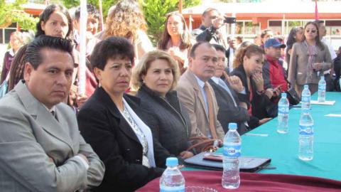 Asisten autoridades al Aniversario de escuela imagen 2
